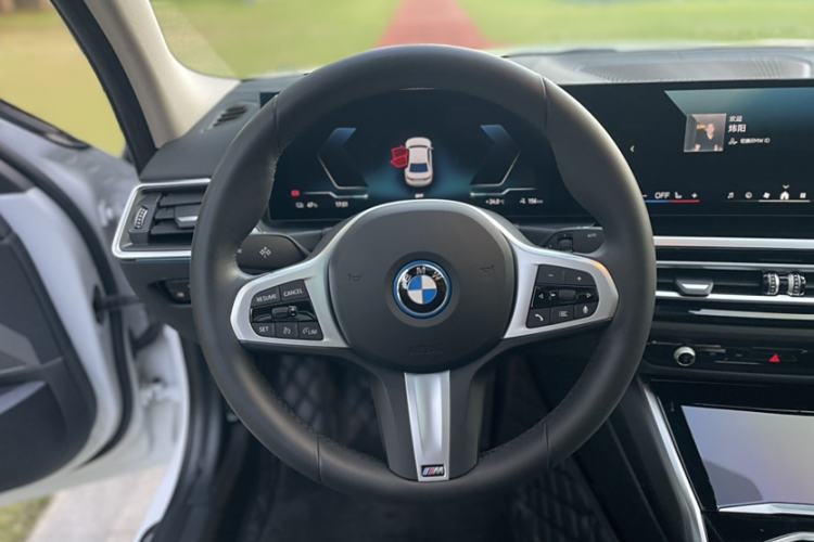 Used BMW i3 2024 eDrive 35 L
