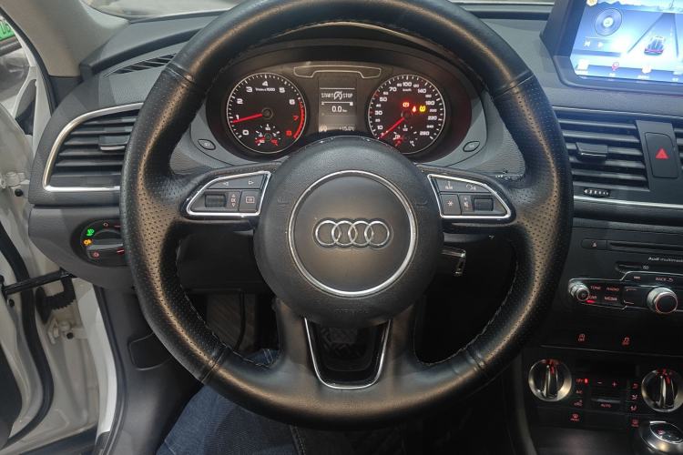 Used Audi Q3 2015 30 TFSI Ambition Edition