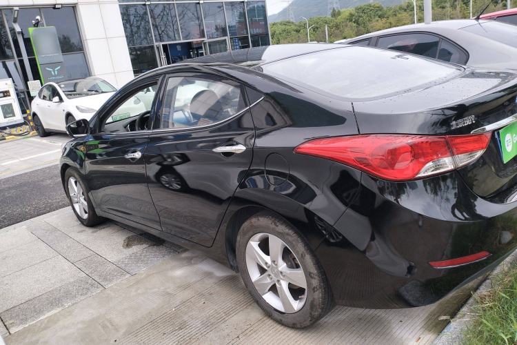 Used Hyundai Elantra 2013 1.6L Automatic Luxury Model
