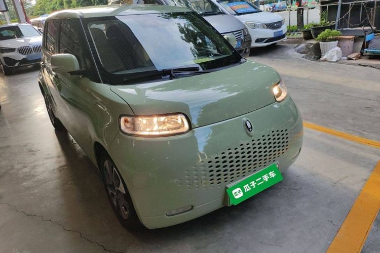 Used ORA White Cat 2022 Upgraded Model 305km Range Luxury Version Lithium-Ion Battery
