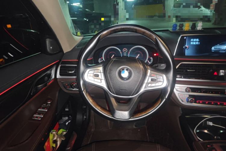 Used BMW 7 Series 2016 730Li Leading Model
