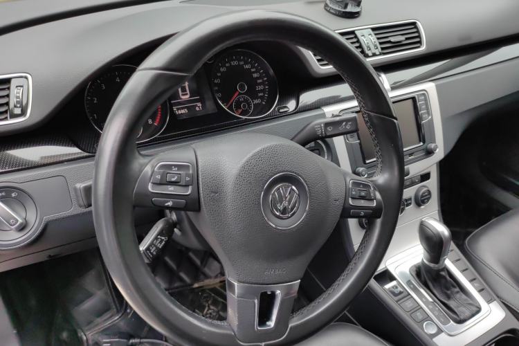 Used Volkswagen Magotan 2015 Facelift 1.8TSI Luxury Model
