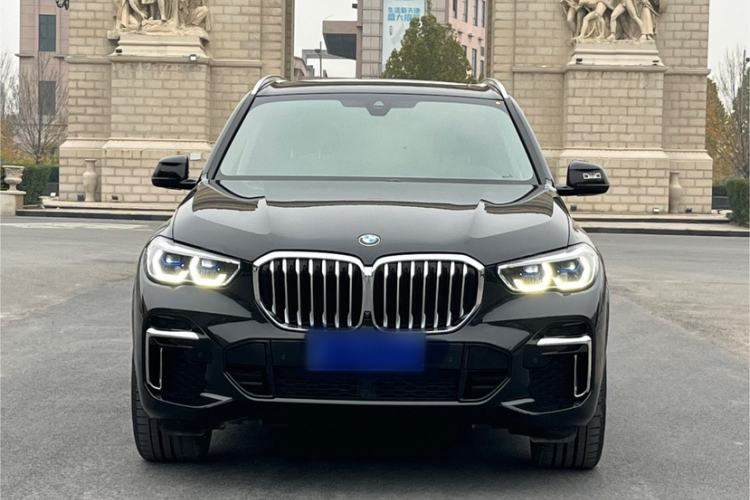 Used BMW X5 2022 Restyled xDrive 30Li Luxury Version M Sport Package
