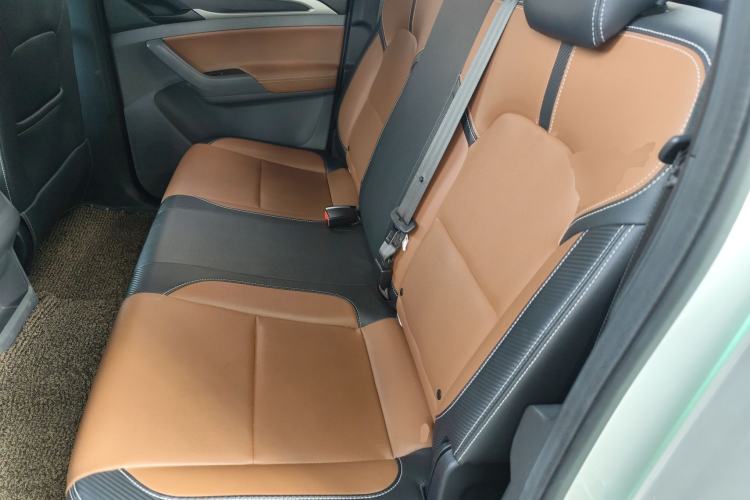 Used SAIC MAXUS T70 2020 2.0T Gasoline Automatic 4x4 Comfort Edition Standard Box with High Ground Clearance