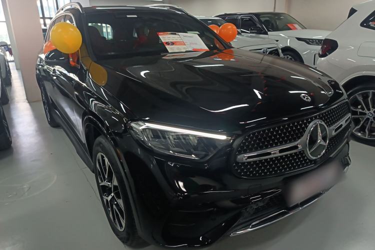 Used Mercedes-Benz GLC 2023 GLC 260 L 4MATIC Luxury Model 5 Seats
