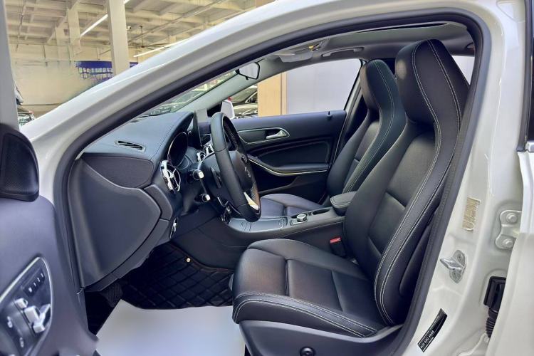 Used Mercedes-Benz GLA 2017 GLA 200 Fashion Model