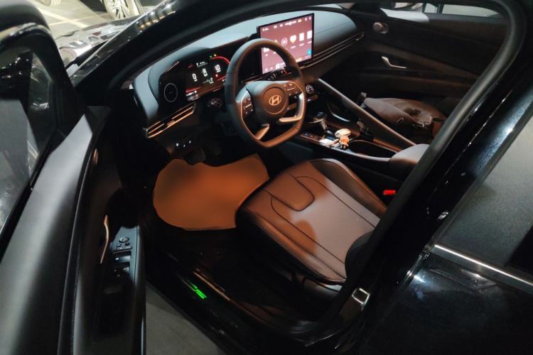 Used Hyundai Elantra 2023 1.5L CVT GLX Elite Edition
