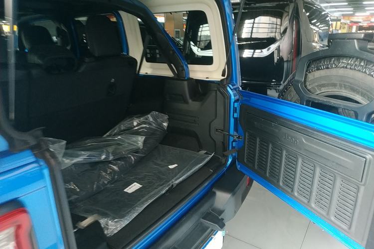 Used  Wrangler 2022 2.0T High Altitude Four-Door Edition