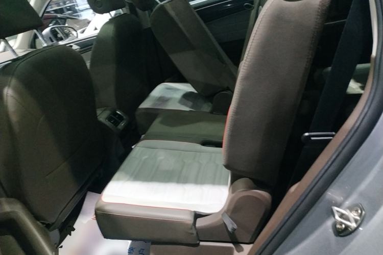 Used Volkswagen Tiguan L 2022 380TSI Automatic All-Wheel Drive R-Line Flagship 7-Seater
