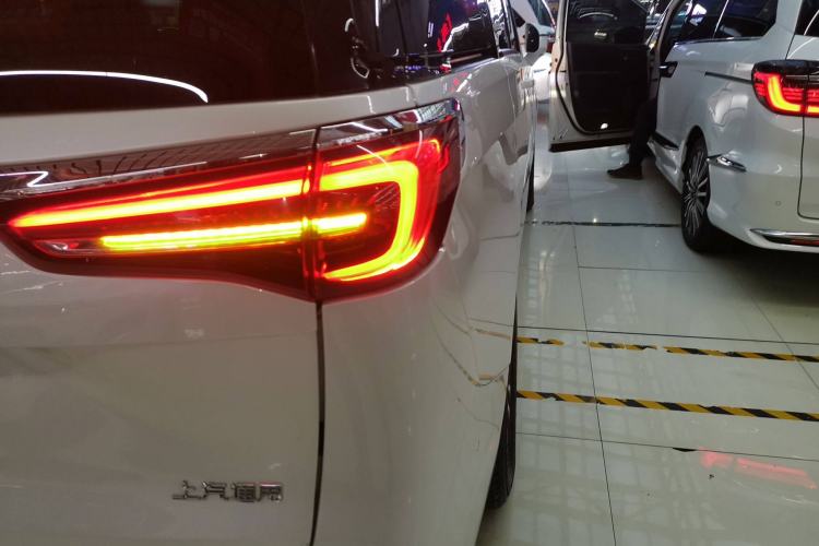 Used Buick GL8 2021 ES Land Cruiser 653T Luxury Edition
