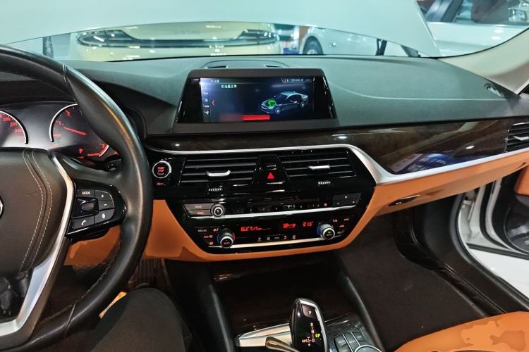 Used BMW 5 Series 2018 528Li Launch Special Edition
