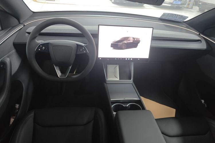 Used Tesla Model Y 2026 Rear-Drive Model
