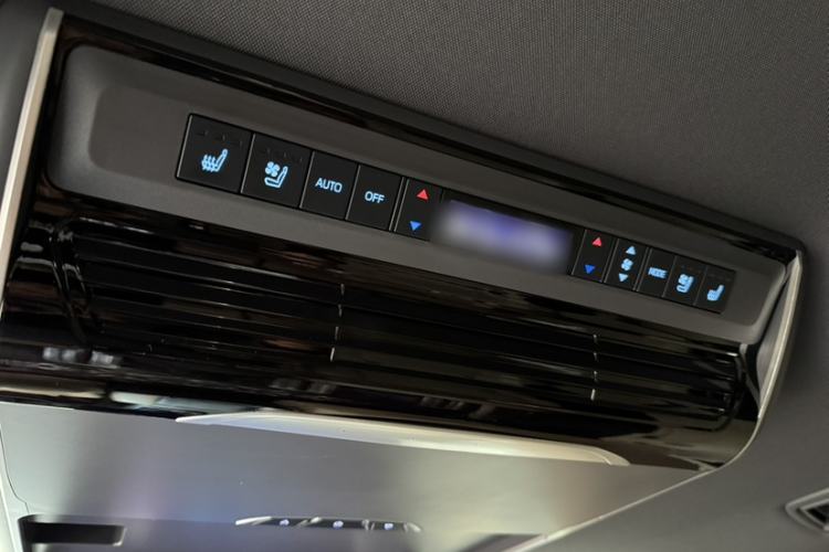 Used Toyota Sienna 2021 2.5L Hybrid Premium Edition
