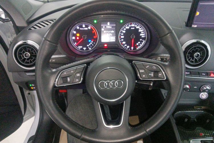 Used Audi A3 2017 Sportback 35 TFSI Fashion Model
