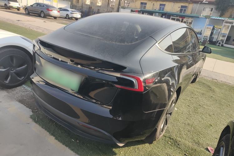 Used Tesla Model 3 2023 Rear-Wheel-Drive Version
