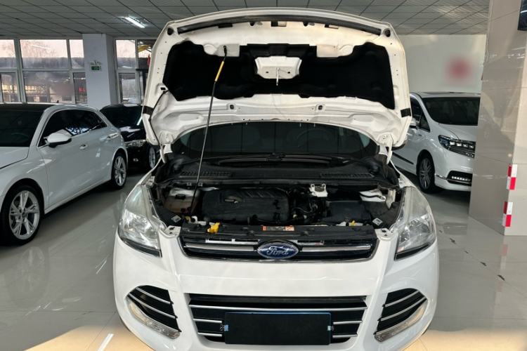 Used Ford Kuga 2015 1.5L GTDi Two-Wheel-Drive Comfort Model
