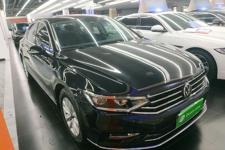 Used Volkswagen Magotan 2020 280TSI DSG Comfort Edition
