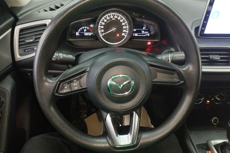 Used Mazda Mazda 3 Axela 2017 Sedan 1.5L Automatic Comfort Model Emission Standard China V