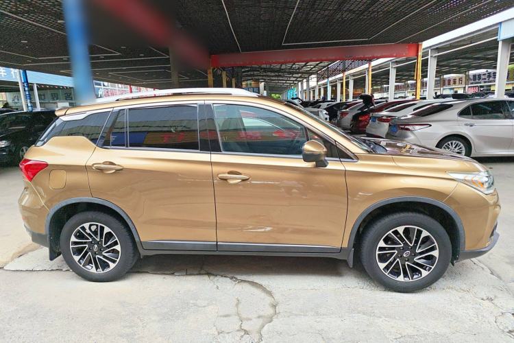 Used GAC Trumpchi GS4 2015 200T Manual Luxury Edition