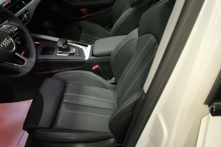 Used Audi A4L 2024 40 TFSI Fashion Dynamic Model