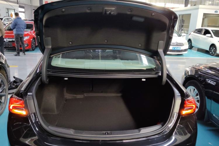 Used Buick LaCrosse 2021 652T Luxury Model
