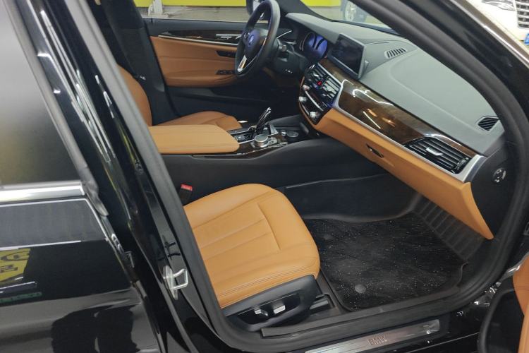 Used BMW 5 Series 2018 528Li Launch Special Edition
