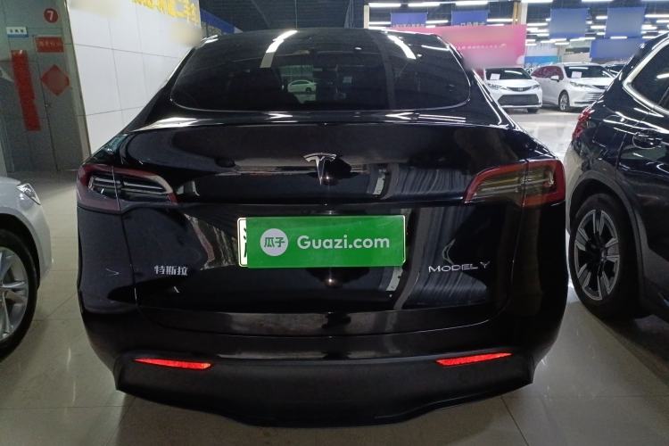 Used Tesla Model Y 2021 Long-Range All-Wheel-Drive Version 3D7