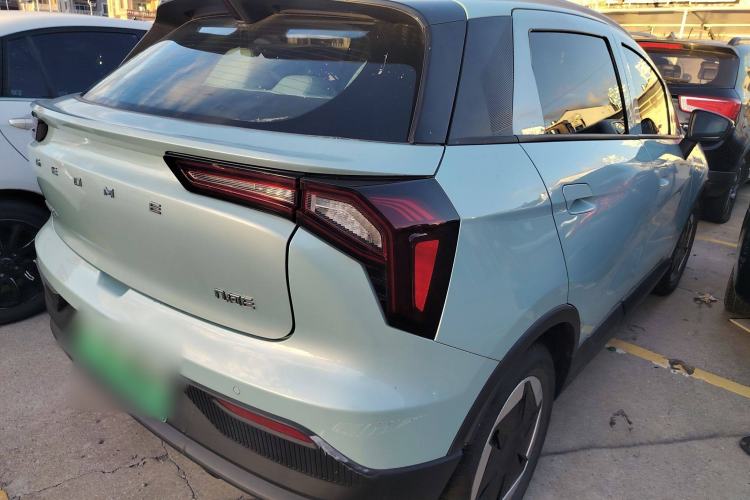 Used Geometry E Firefly 2024 301km Starlight
