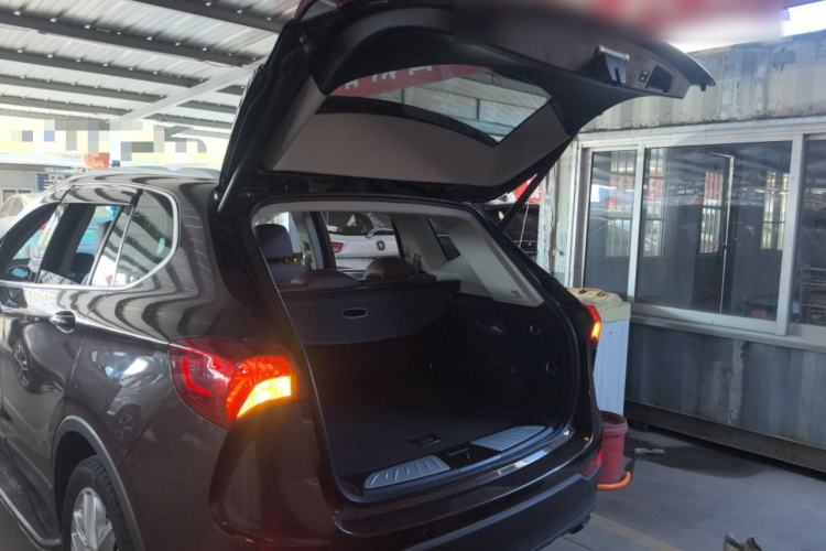 Used Buick Envision 2018 28T Four-Wheel Drive Luxury Model