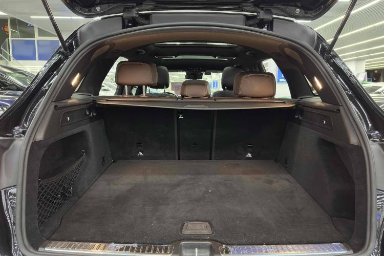 Used Mercedes-Benz GLC 2020 GLC 300 L 4MATIC Dynamic Edition
