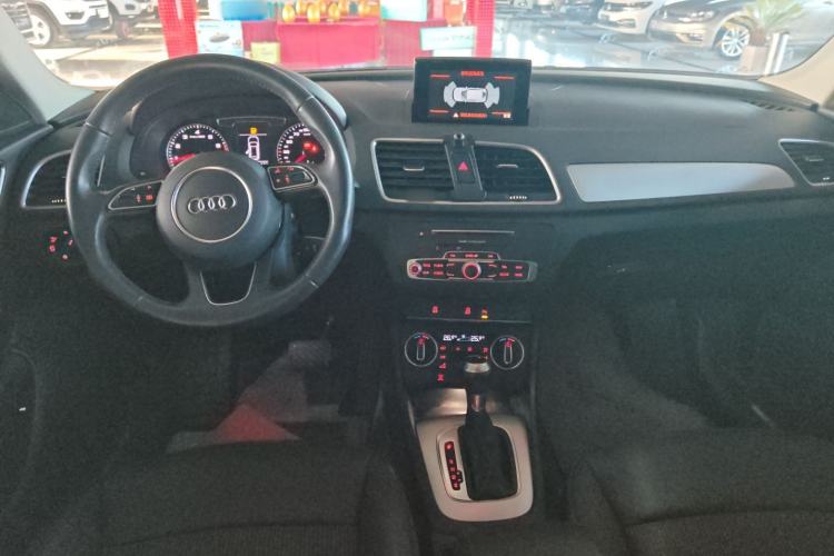 Used Audi Q3 2017 35 TFSI Fashion Model
