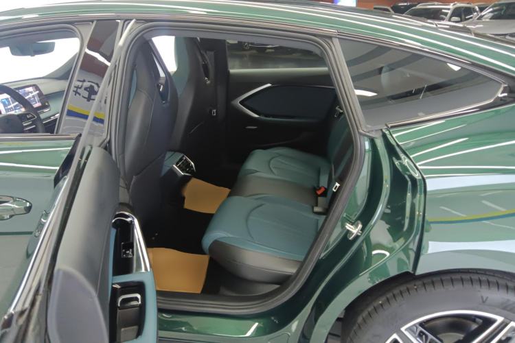 Used MG 7 2023 1.5T DCT Luxurious Supreme Edition
