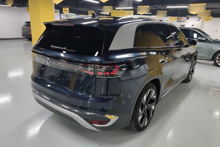 Used Volkswagen ID.6 CROZZ 2021 First Edition
