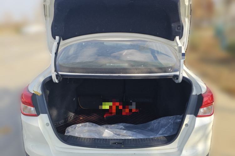 Used Nissan Lannia 2019 1.6L CVT Smart Connect Smart Cool Version China V Standard
