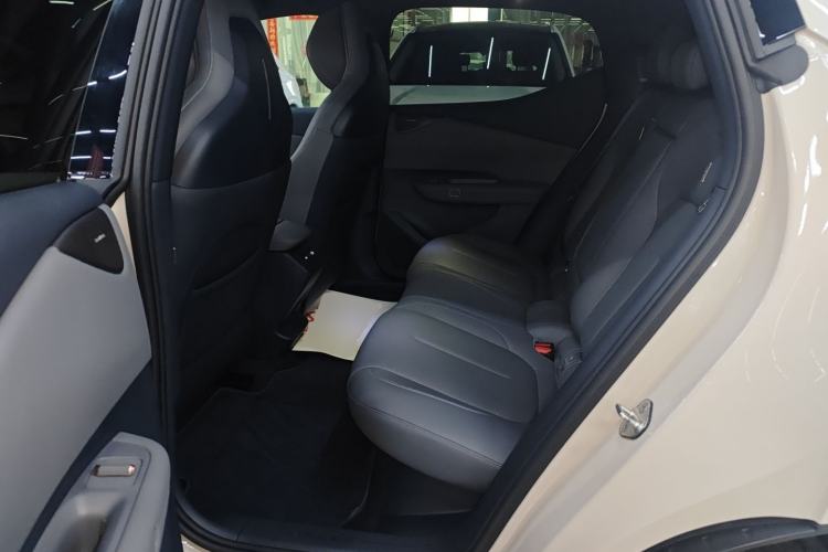 Used Lynk & Co Z20 2025 530 km Range Rear-Wheel Drive Max