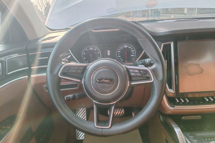 Used Zotye T700 2017 1.8T Dual-Clutch Luxury Model