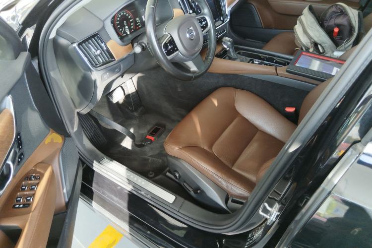 Used Volvo S90 2019 T5 Zhiyi Edition
