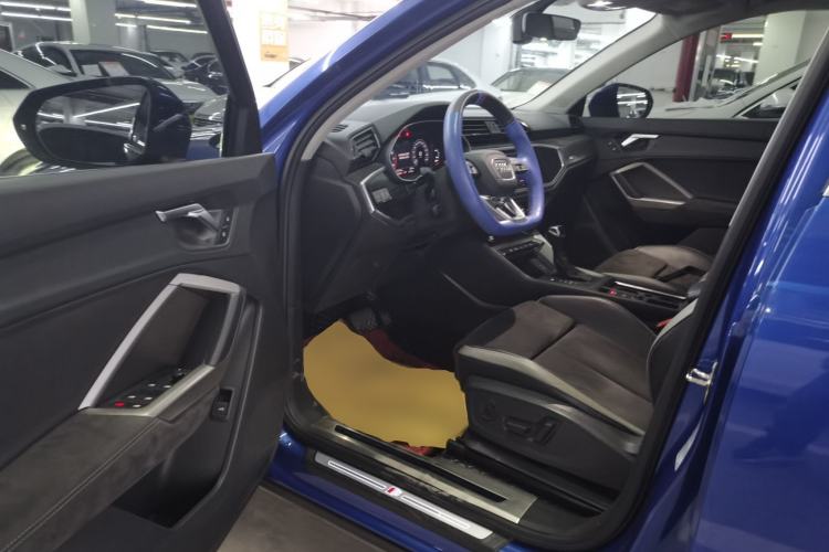 Used Audi Q3 2021 35 TFSI Fashion Dynamic Model