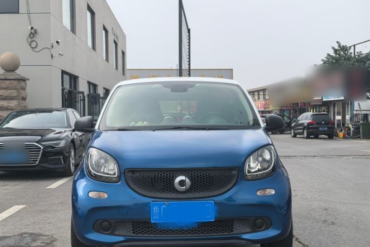 Used  forfour 2016 1.0L 52 kW Dynamic Edition
