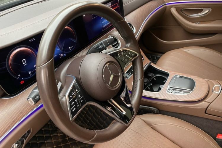 Used Mercedes-Benz E-Class New Energy 2022 Restyled E 350 e L Plug-in Hybrid Sedan
