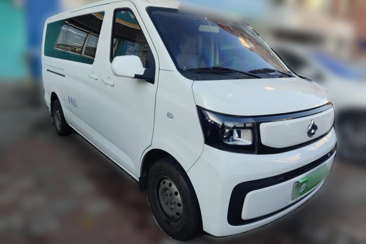 Used Chana Ruixing EM80 2025 Passenger Version Comfort Model 6 Seats 260 km Twin-Door Design 60 kW