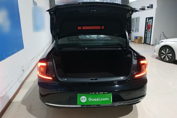 Used Volvo S90 2024 B5 Zhiyi Luxury Edition