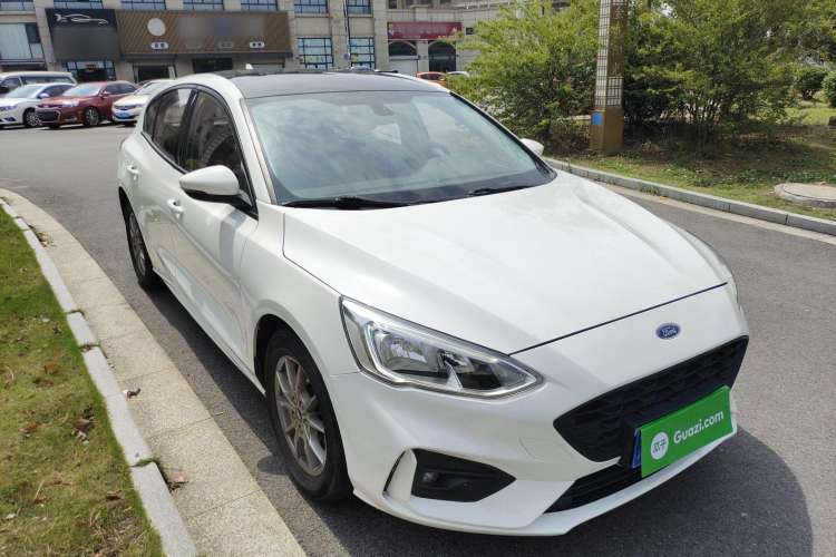 Used Ford Focus 2020 Hatchback EcoBoost 180 Automatic Trend Edition
