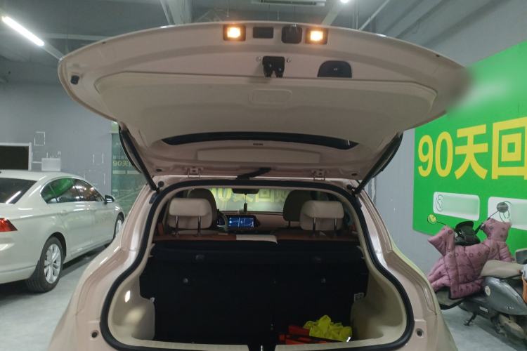 Used ORA Good Cat 2022 Morandi Edition 400km Standard Range Premium Version Lithium-Ion Battery