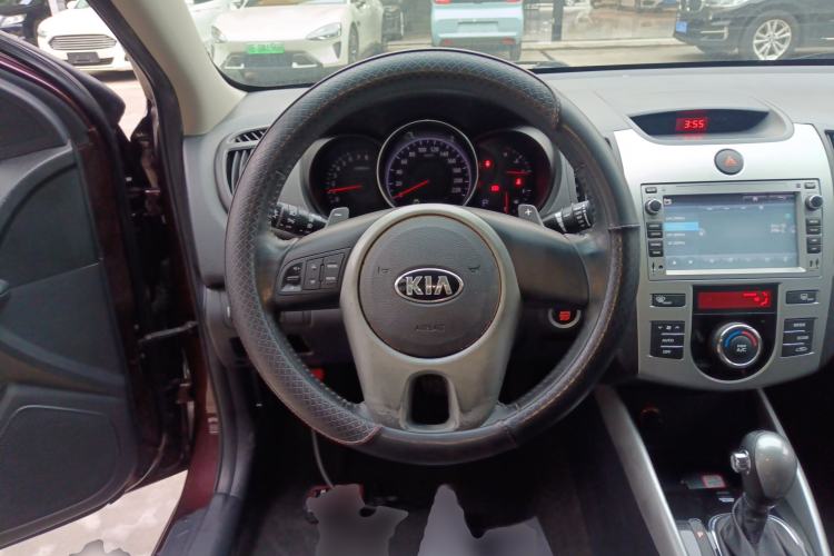 Used Kia Forte 2014 1.6L AT Premium Model