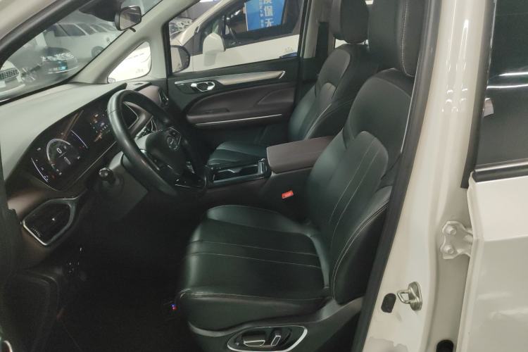 TDK.VehicleDetails.img