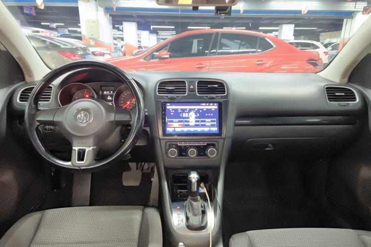 Used Volkswagen Golf 2012 1.6L Automatic Comfort Model
