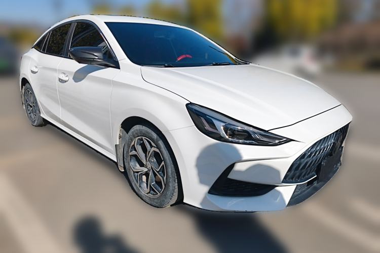 Used MG 5 2021 180 DVVT CVT Youth Luxury Edition
