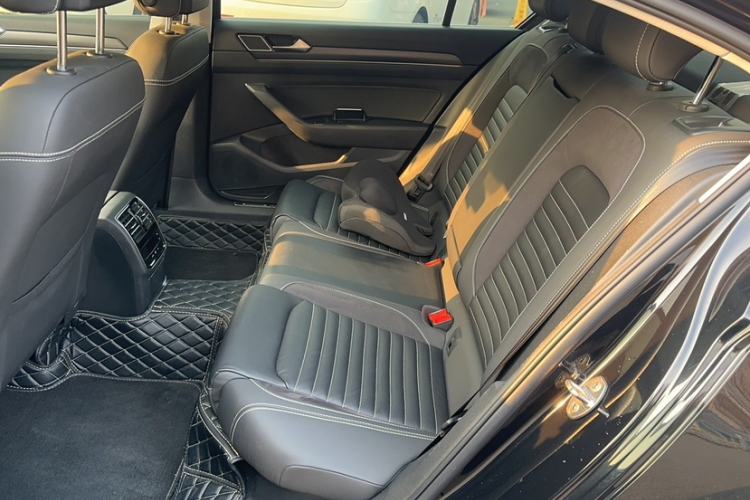 Used Volkswagen Magotan 2020 280TSI DSG Leading Edition
