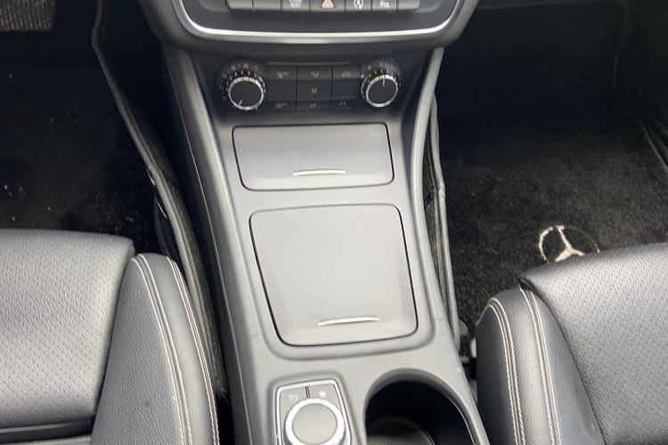 Used Mercedes-Benz GLA 2016 GLA 200 Fashion Model